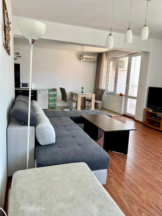Milos Apartments Pomorie Eksteriør billede