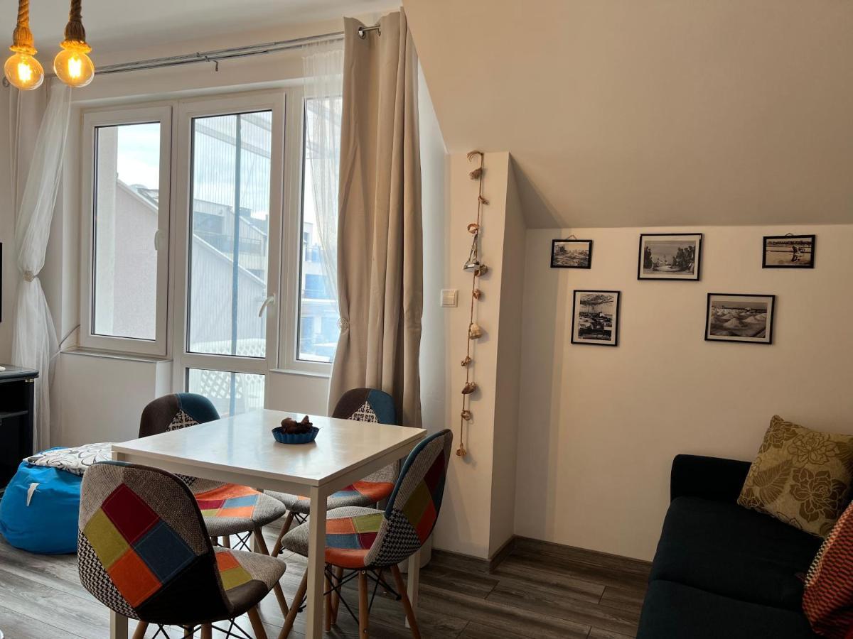 Milos Apartments Pomorie Eksteriør billede