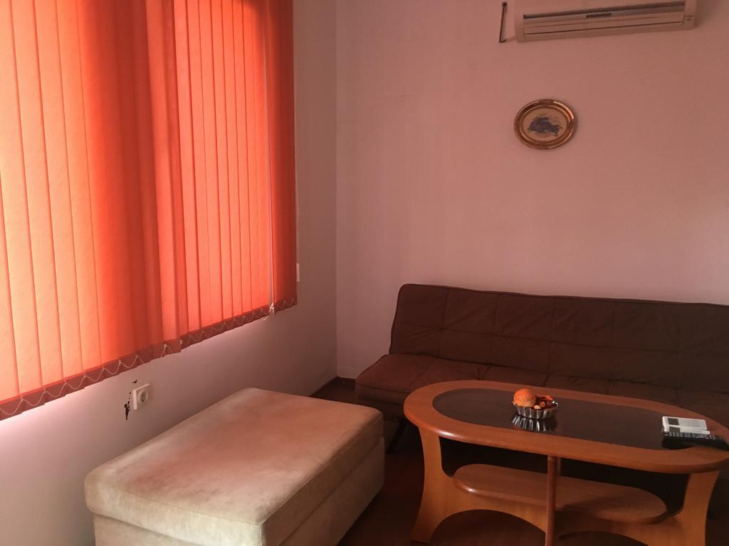 Milos Apartments Pomorie Eksteriør billede