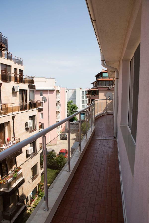 Milos Apartments Pomorie Eksteriør billede