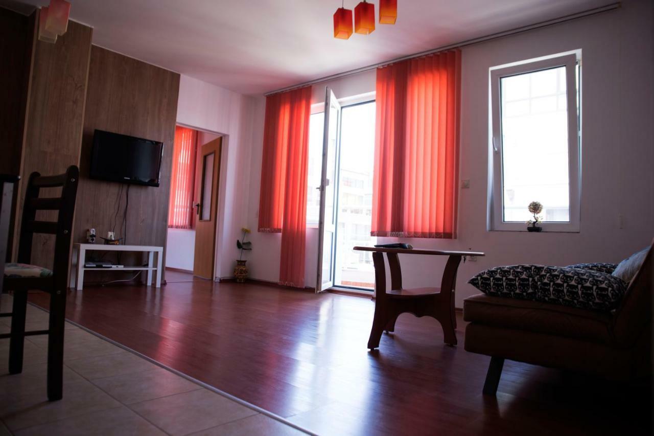 Milos Apartments Pomorie Eksteriør billede